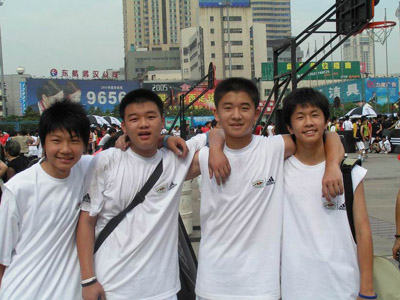 区小记者专栏--街球挑战赛bsport体育入口武汉赛(图2)